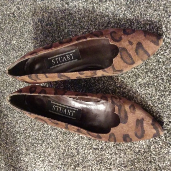 Stuart Weitzman pumps - Picture 2 of 6